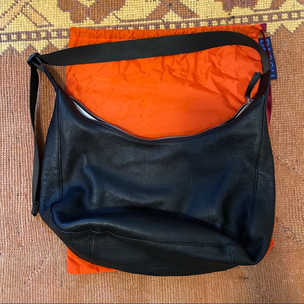 Baggu large crescent purse - leather